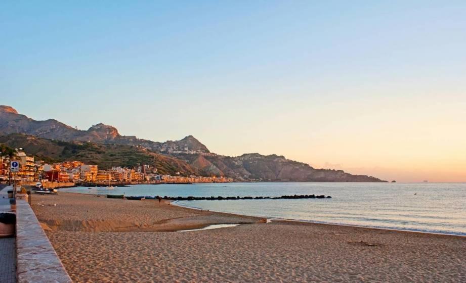Appartamento Da Nella Giardini-Naxos Extérieur photo